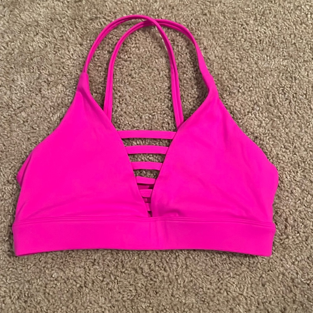 NWOT Peachy Athletic sports bra